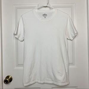 White Hollister t-shirt!